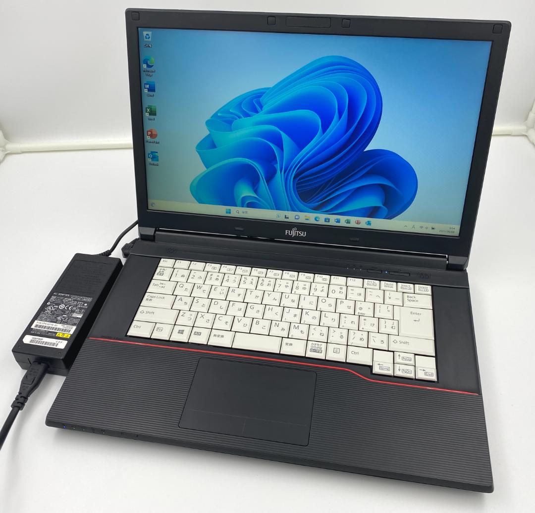 ノートパソコン windows11 オフィス付き core i3 A574/M