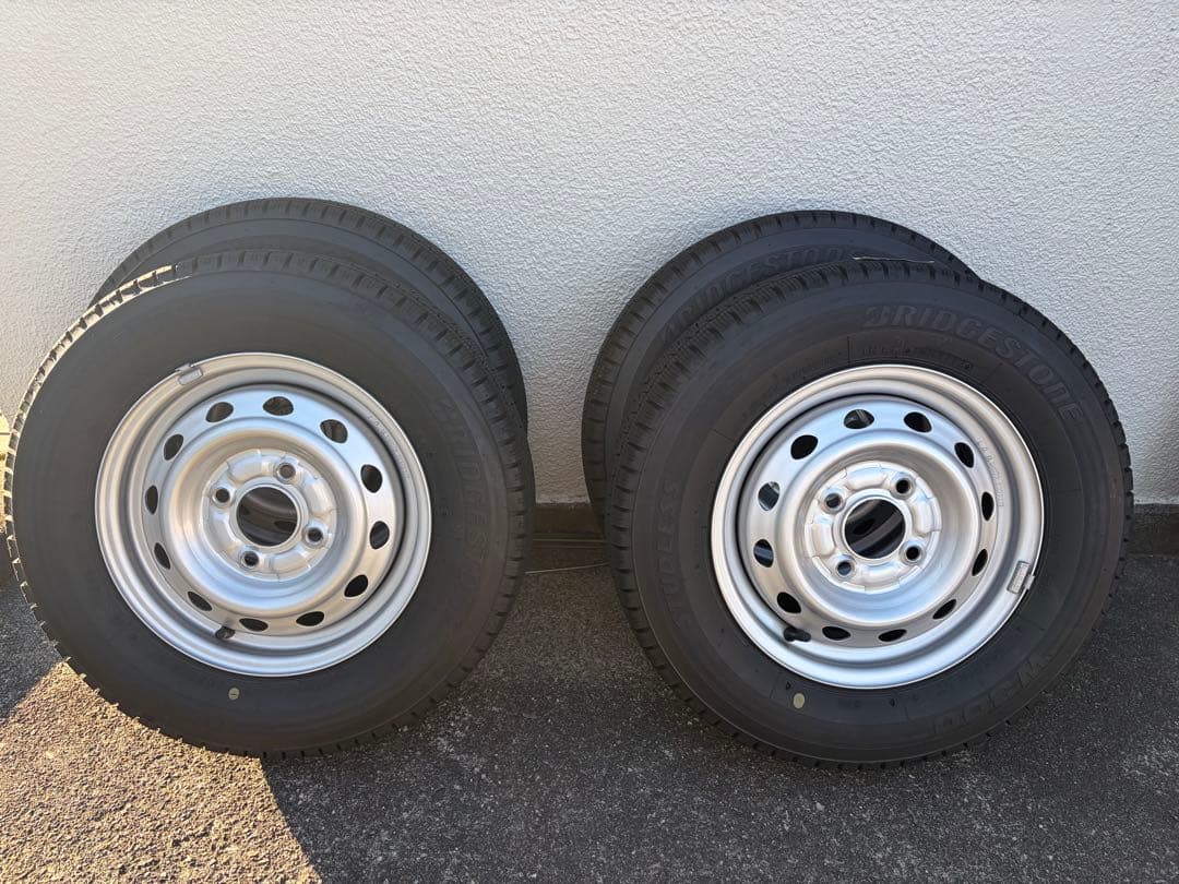 145/80R12 Bridgestone 4本スタットレスタイヤ・ホイール