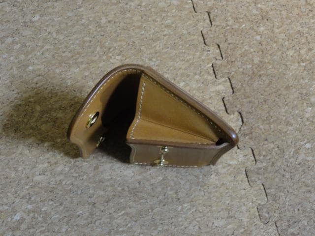 ワイルドスワンズWILDSWANS★タングTongue★バスタン＆フィズ