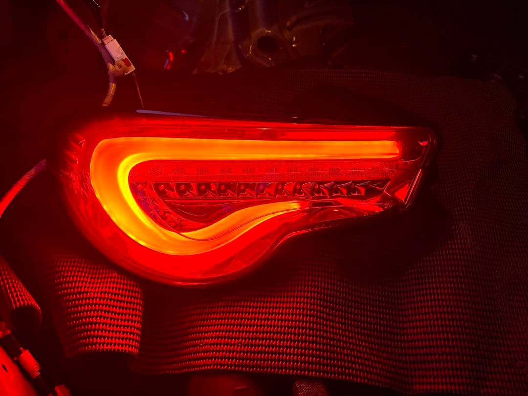 VALENTIスモークテールランプ 86 ZN6