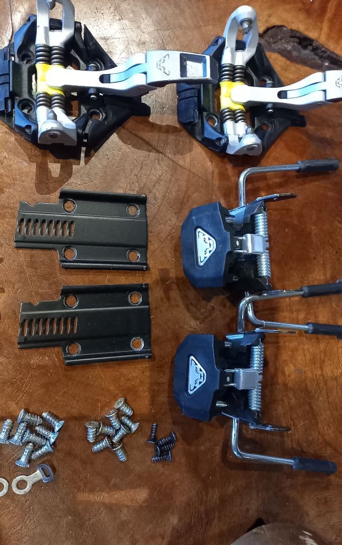 dynafit tlt 中古テックビンディング　バックカントリー　山スキー