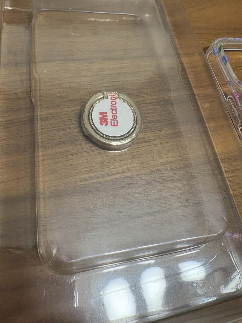 【正規品】 ケイトスペード iPhone14Pro対応ケース クリームマルチ