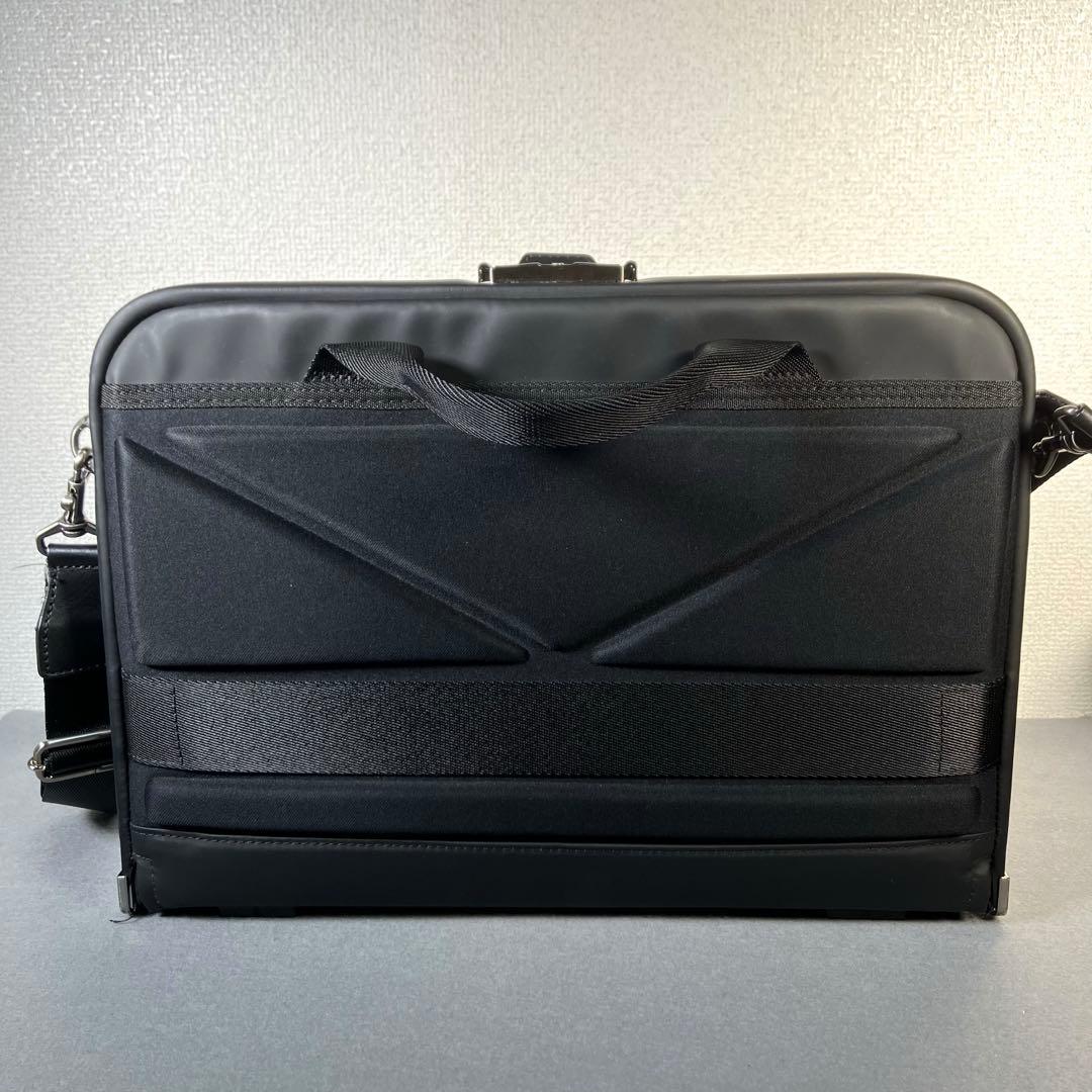 【美品】ARTPHERE アートフィアー　ダレスバッグ　ショルダーバッグ