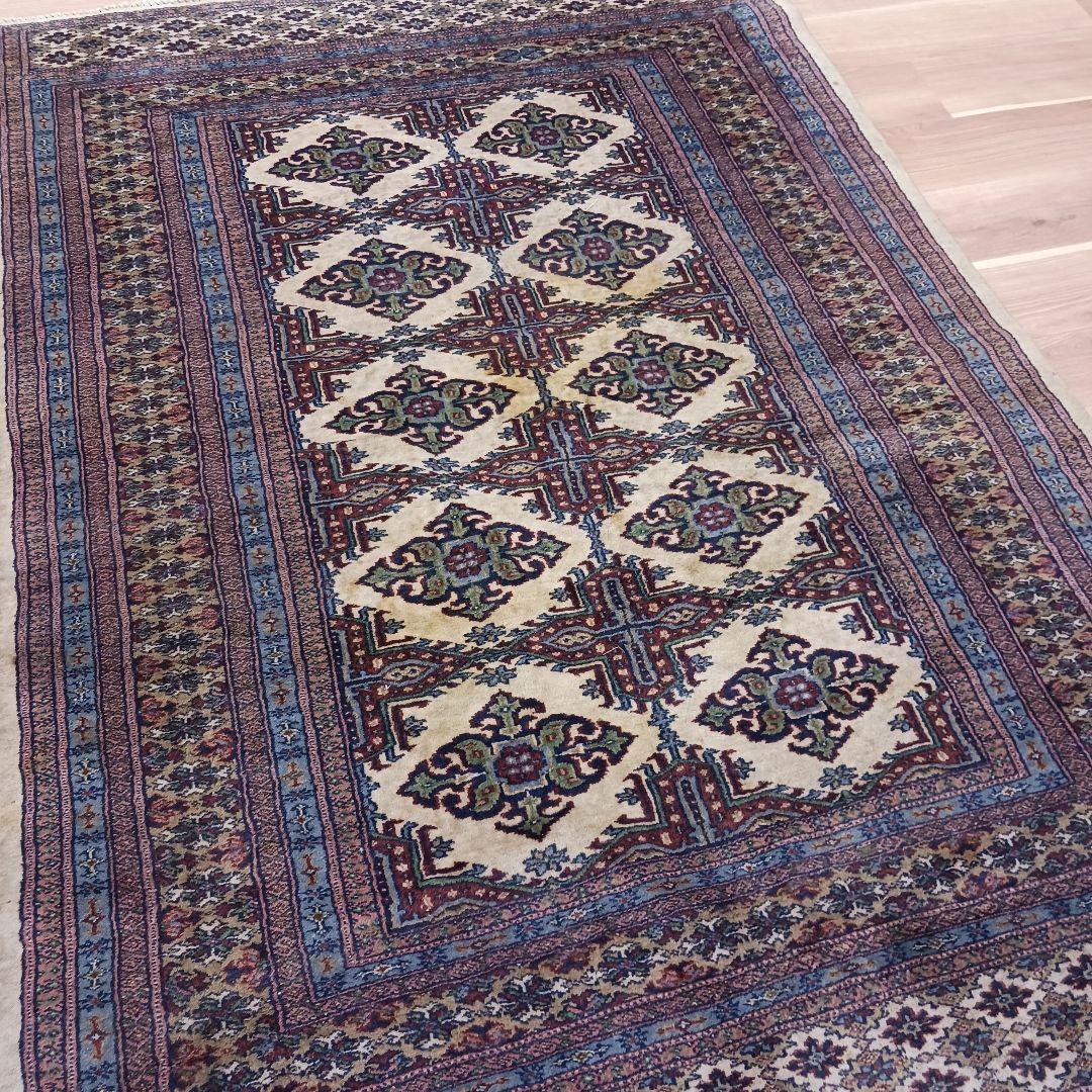 Y3202 パキスタン絨毯 ウール 手織り 180×128㎝