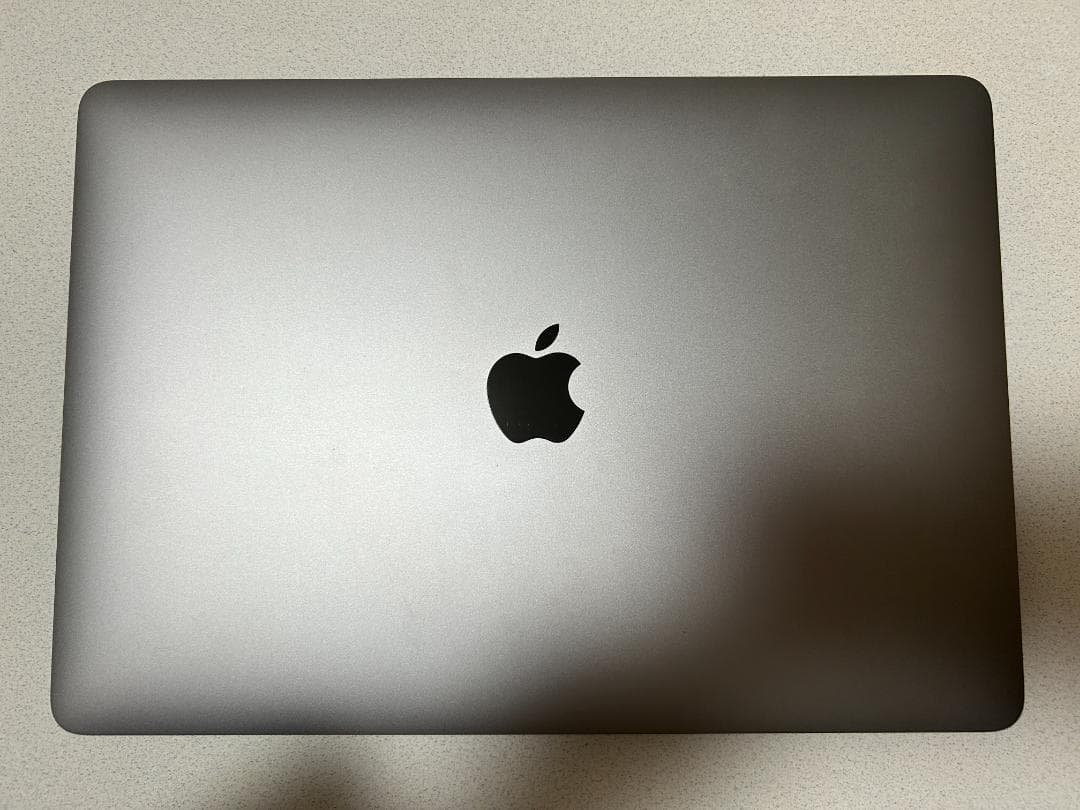 MacBook Air 2020 Core i3 13インチ 256GB