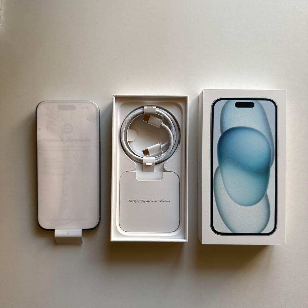 美品　Apple iPhone 15 ブルー128GB（SIMフリー)