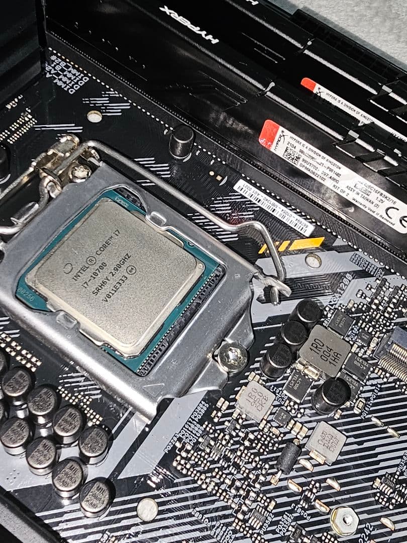 i7 10700 Z490 DDR4 2666 8GB ×2 計 16GB