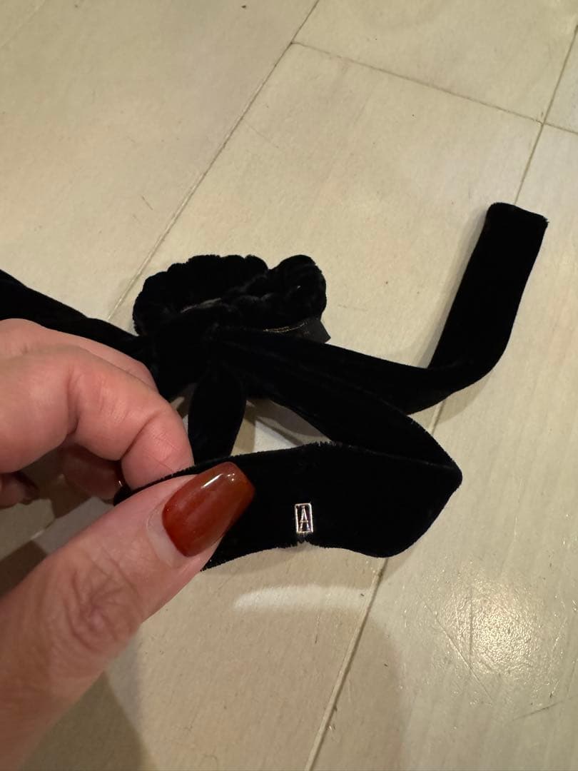 ALEXANDRE DE PARIS ブラックヘアゴム　ポニー