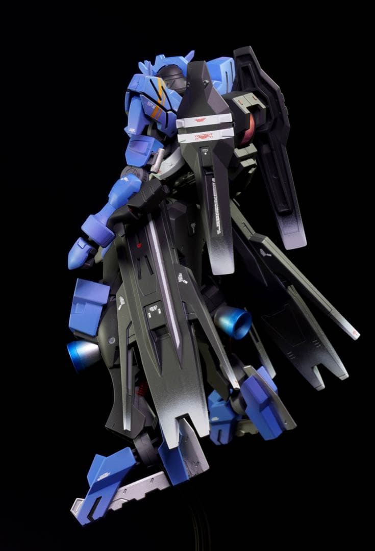 HG ガンダムヴィダール　完成品　全塗装