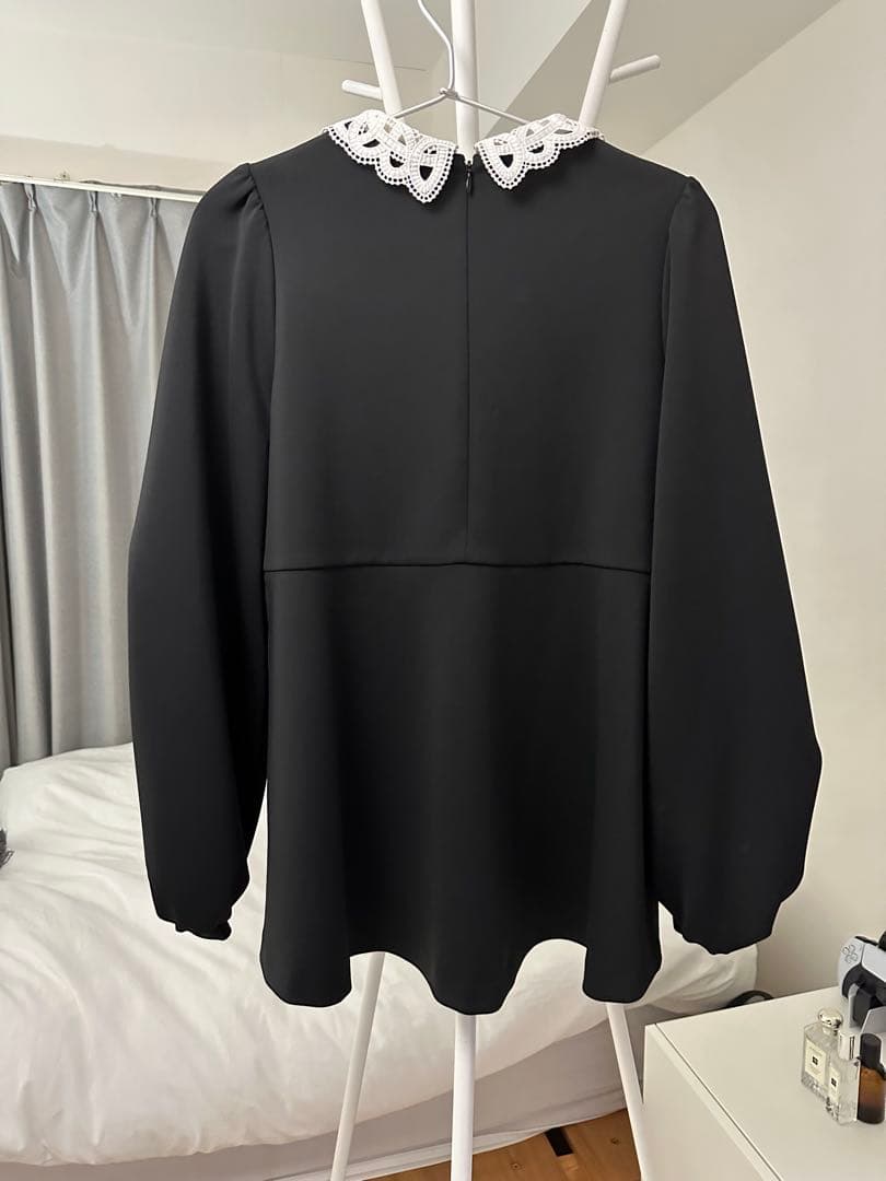 SPONGY ペプラム ブラウス　ブラック　36