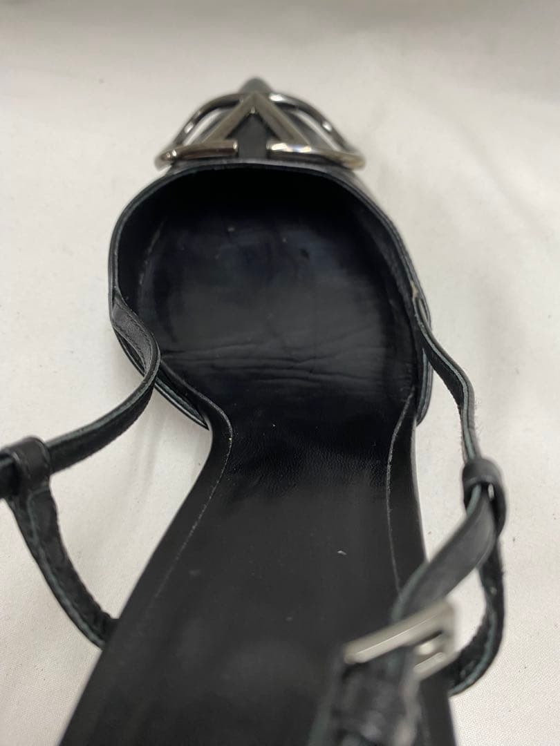 VALENTINO GARAVANI Vロゴ パンプス ポインテッドトゥ 25