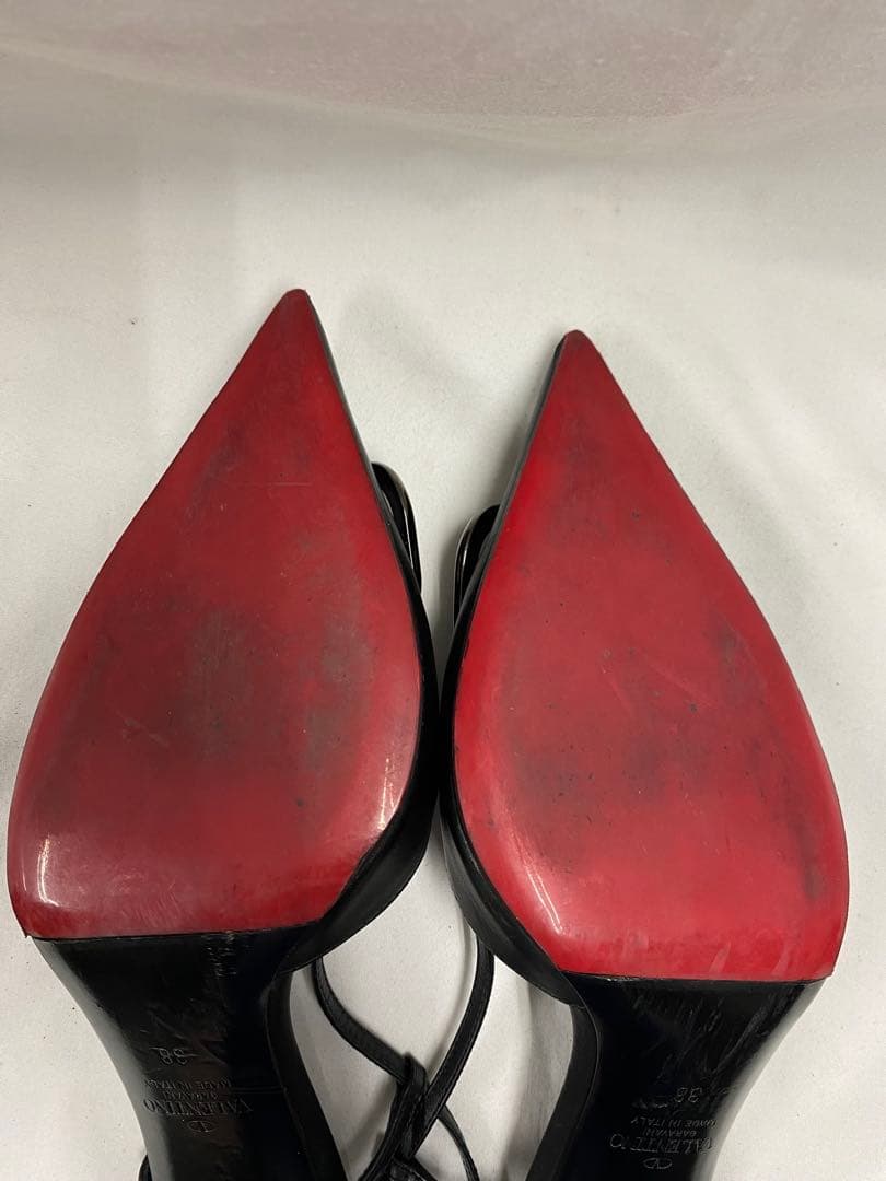 VALENTINO GARAVANI Vロゴ パンプス ポインテッドトゥ 25