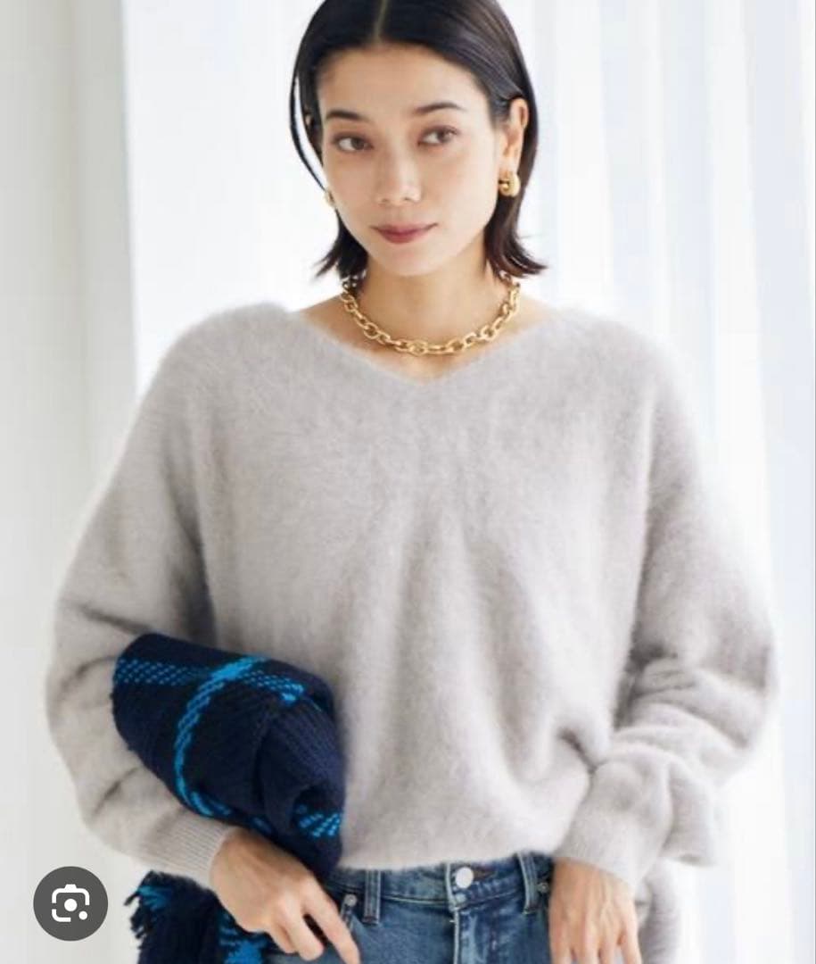 ライトグレーFOXカシミヤ Vネック ニットセーター