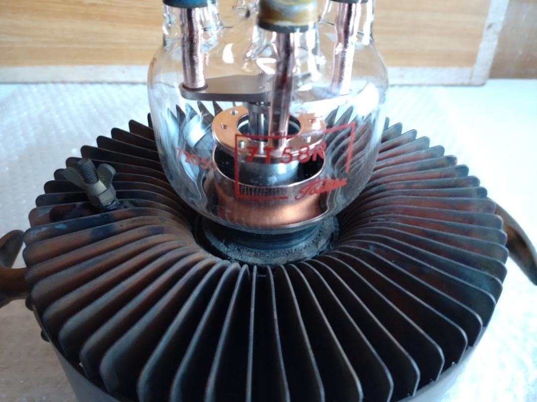 東芝 送信管 7T58R 中古品