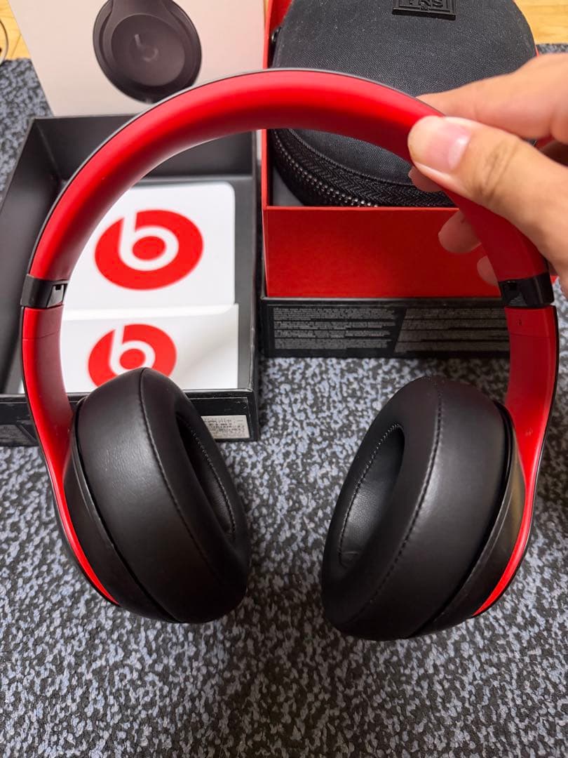 動作品⭐️ BEATS STUDIO3 WIRELESS ブラックレッド