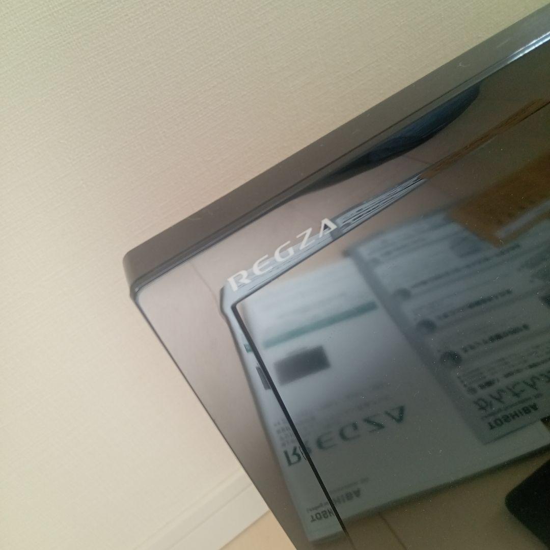 TOSHIBA REGZA テレビ 本体とリモコン