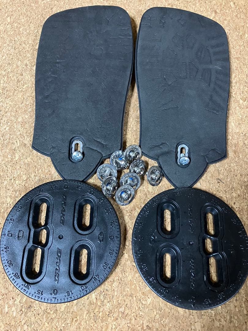 DRAKE KING ビンディング アーミーグリーン