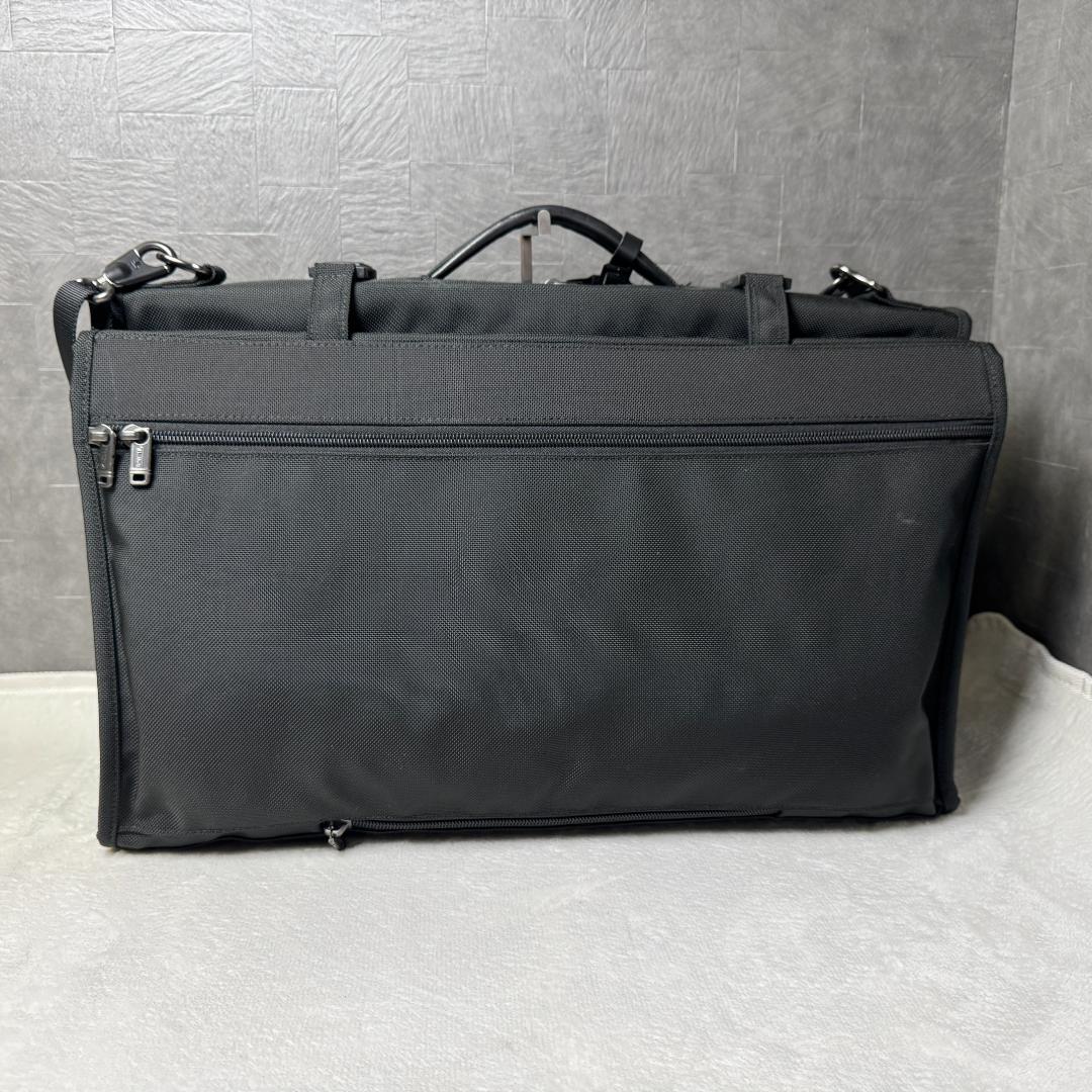 TUMI ビジネスバッグ ガーメントバッグ　旅行　ビジネス　ダイヤルロックあり