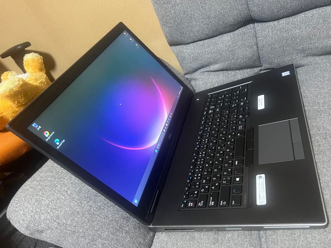 Dell Precision 7740 i5 17.3型 RadeonPro搭載