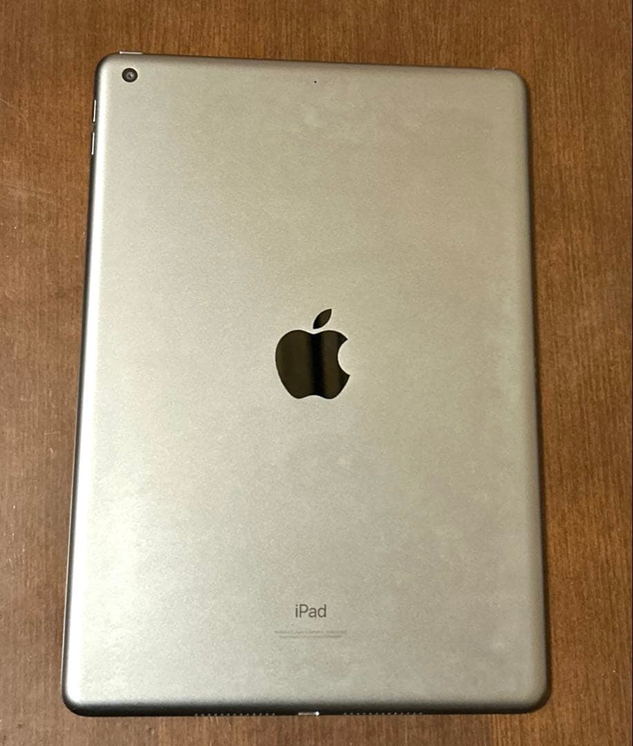 iPad 第8世代 64GB