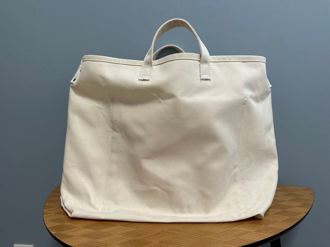 This is a(n) base tote l トートバッグ Lサイズ