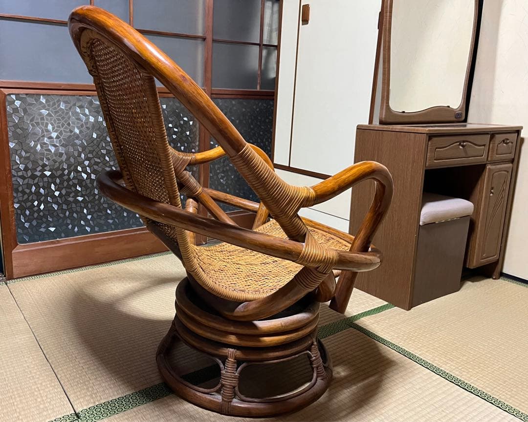 週末限定価格 座面ゆったりサイズ 天然籐 肘付360℃回転チェアB ラタン