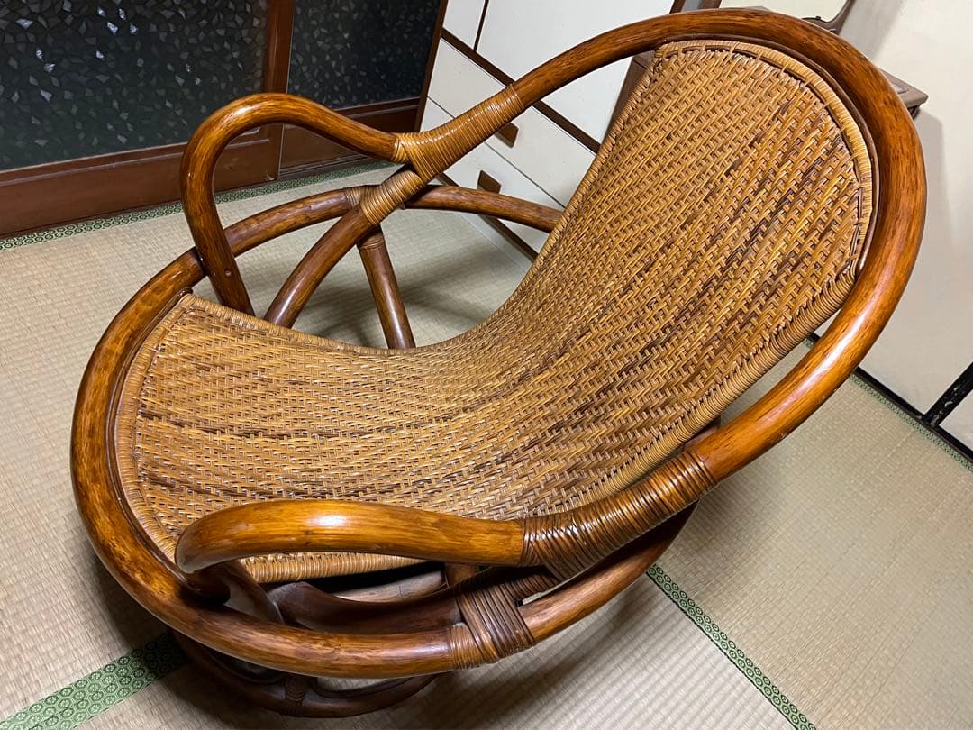 週末限定価格 座面ゆったりサイズ 天然籐 肘付360℃回転チェアB ラタン