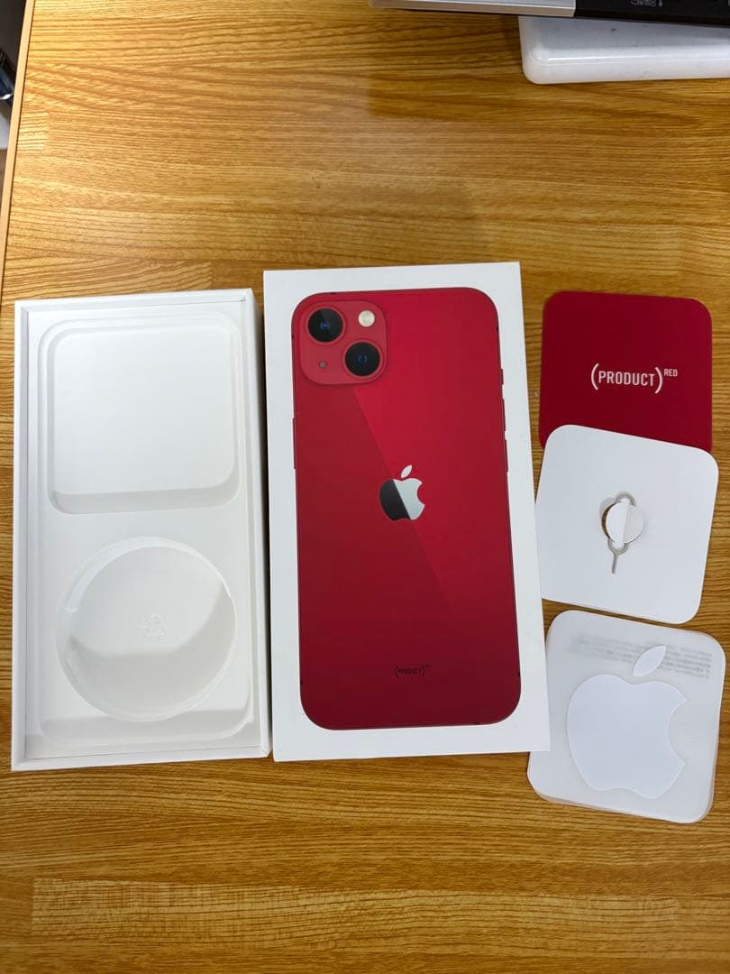 スマートフォン本体 iPhone13(256G)