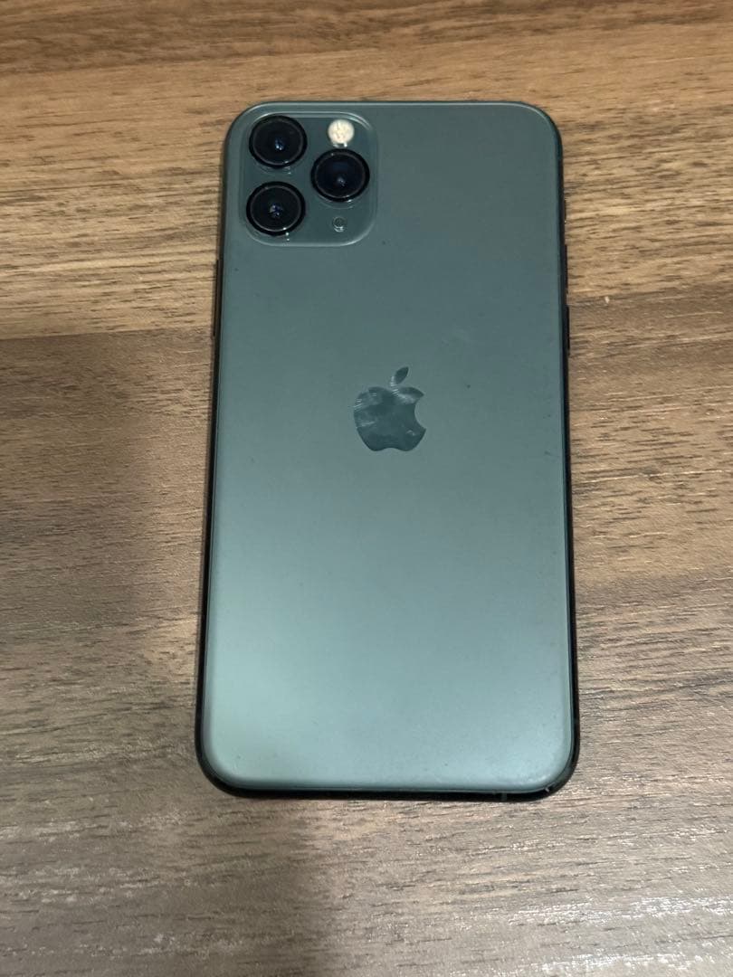 Apple iPhone 11 Pro ミッドナイトグリーン本体