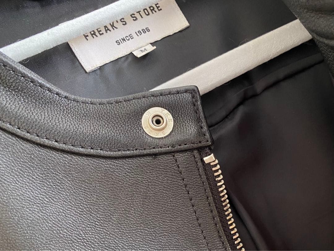 超美品　FREAK'S STOREシングルライダースジャケット　レザージャケット