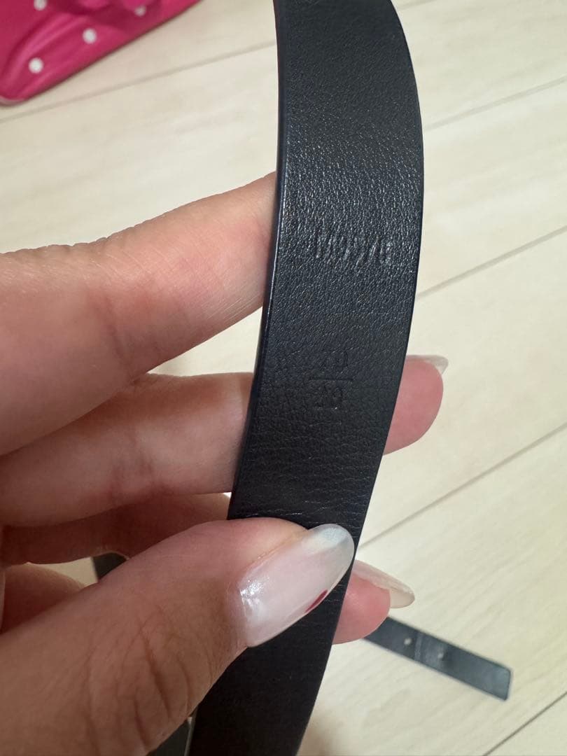 Louis Vuitton 黒レザーベルト