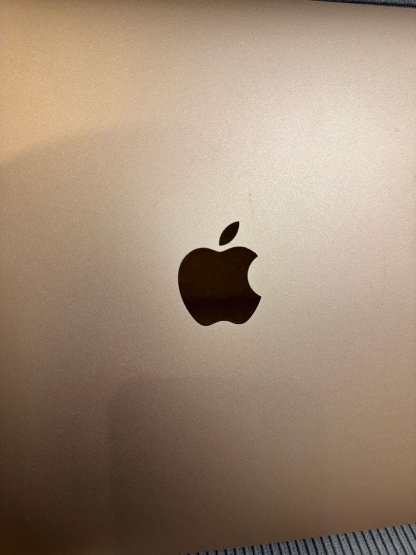 Apple MacBook Air 13ピンクゴールド