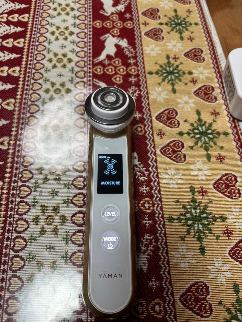 YA-MAN美顔器 充電器付き　40周年限定モデルHRFー10TN