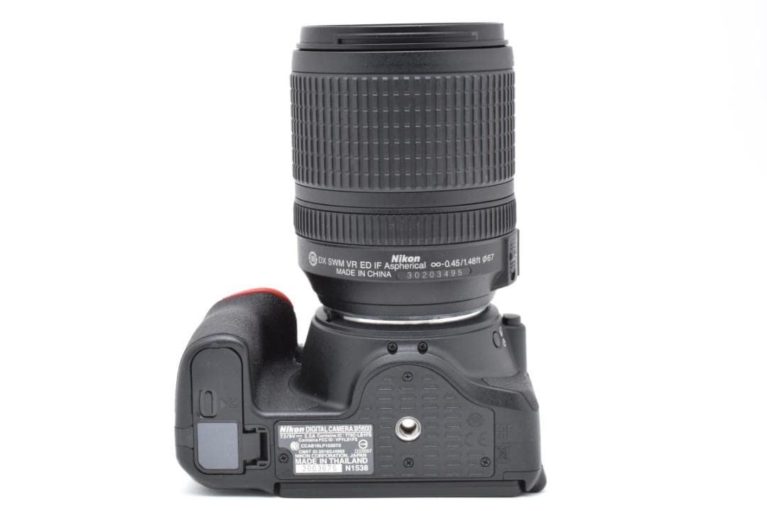 ■ 美品 ■ S数1,020回　ニコン　Nikon D5600 + 18-140