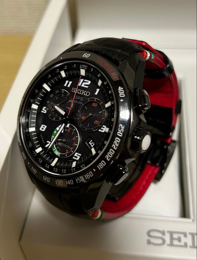 セイコー　アストロン　ジウジアーロ限定モデル SBXB037 腕時計