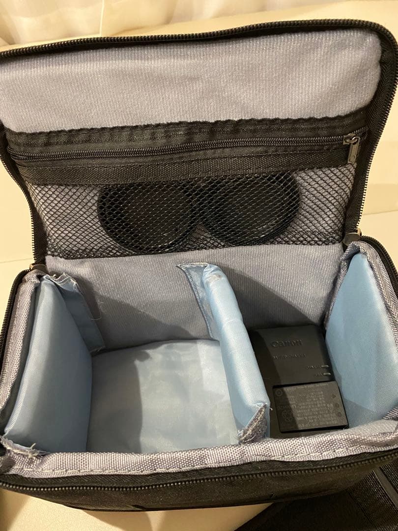 デジタルカメラ Canon EOS KISS M2