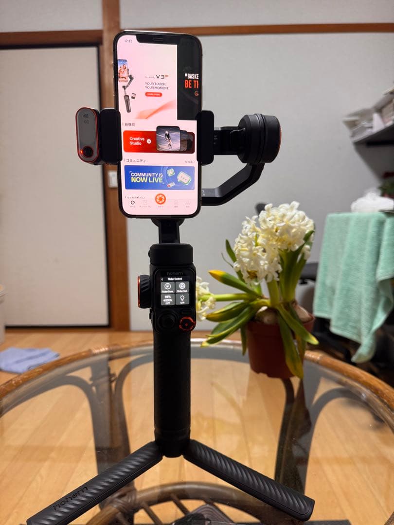 Hohem iSteady スマホ用ジンバル + LEDライト + 三脚