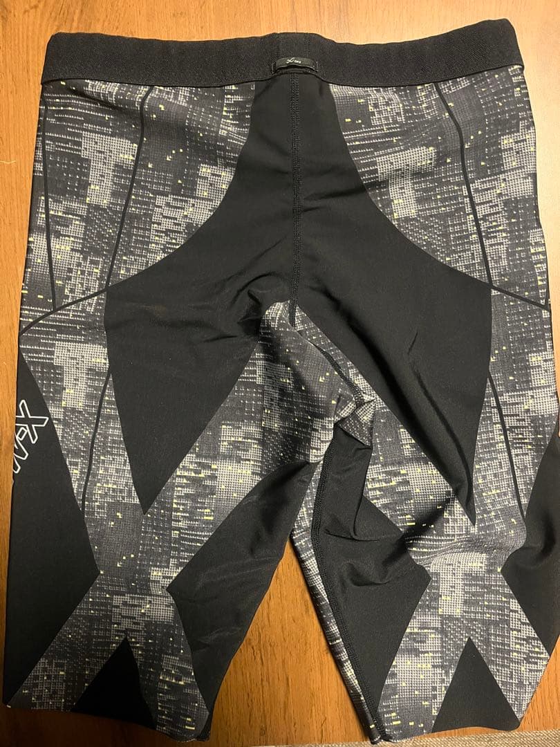 CW-X(ワコール) スポーツタイツ　HZO695 M