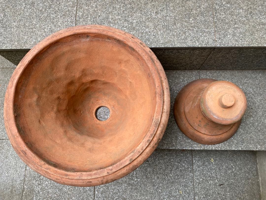テラコッタ大型植木鉢