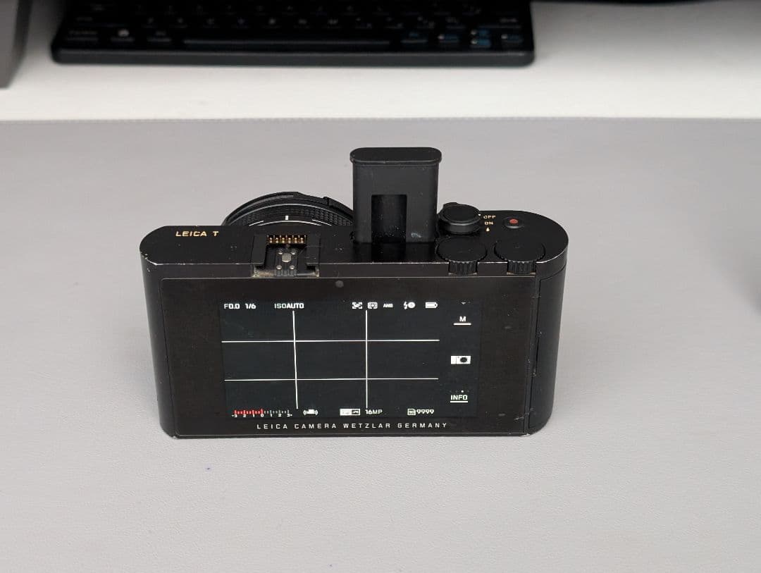 Leica T Type 701 超広角レンズと本体カバー付き