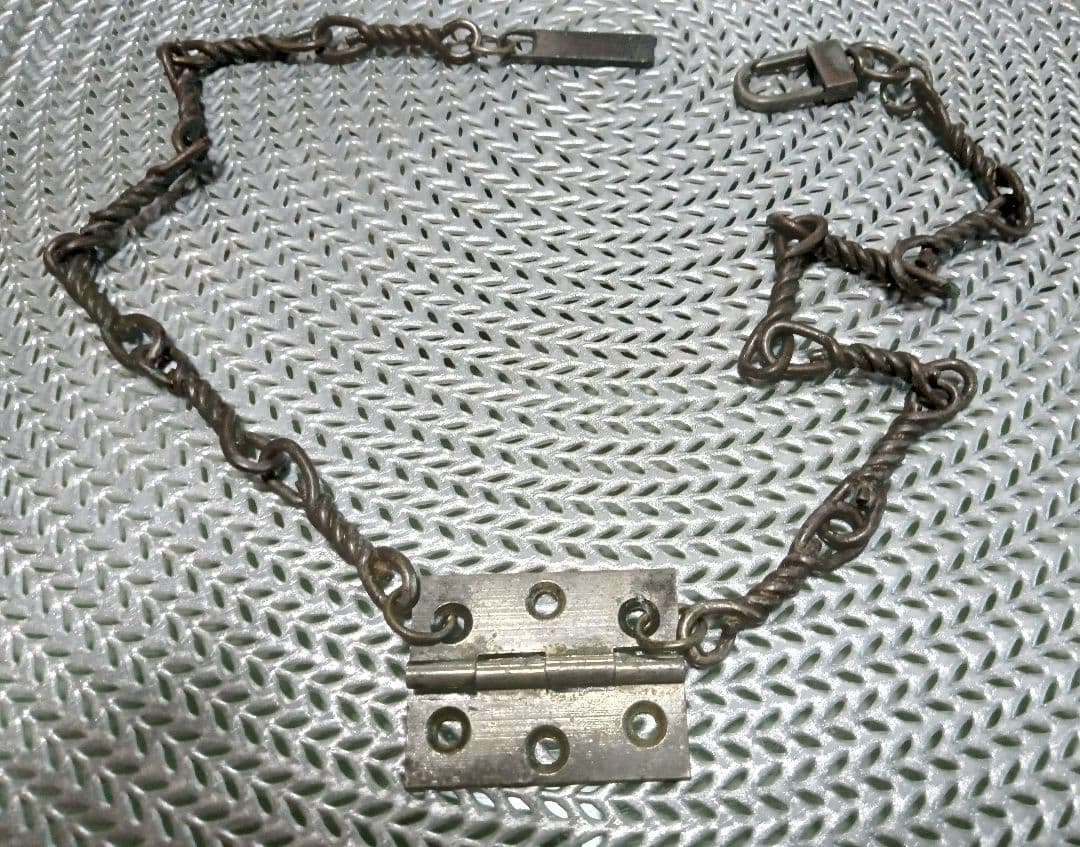 激レアジョンガリアーノJohn Galliano 2007ネックレスキーホルダー