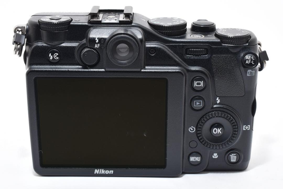 Nikon coolpix P7000 コンパクトデジタルカメラ 7.1倍ズーム