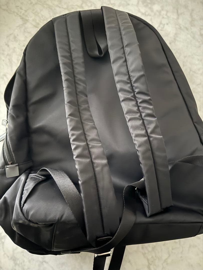 大ブラックナイロンリュック・バックパック