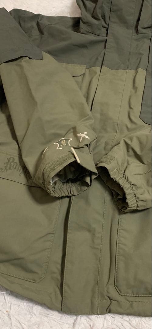 BURTON RONIN バートン　スキー　スノボウエア　GORE-TEX 　L