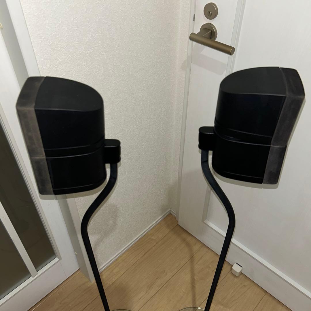 希少　動作ok BOSE サテライトスピーカー 2本クリスタルスタンド付き
