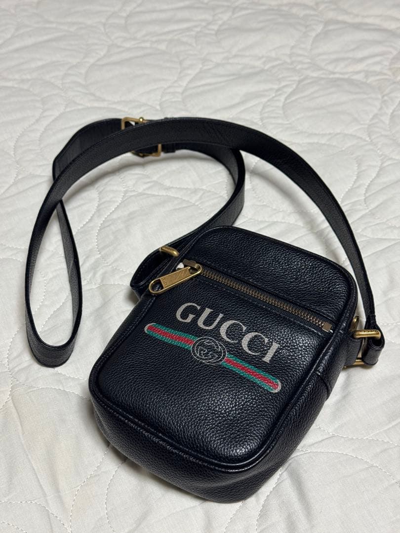 I*H様 GUCCI（グッチ）メッセンジャーバッグ 品番574803
