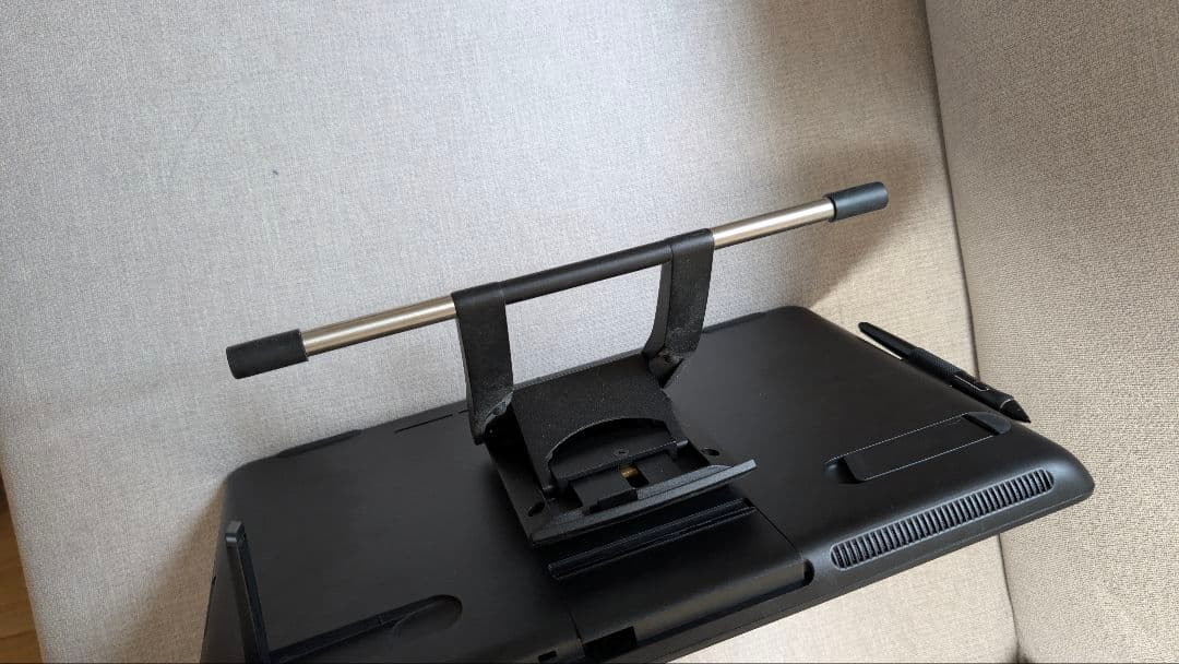【スタンド付】Wacom Cintiq 16 液タブ 箱・付属品 DTK1660