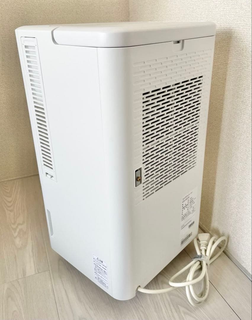 2024年製 アイリスオーヤマ コンパクトクーラー ICA-0301G-W