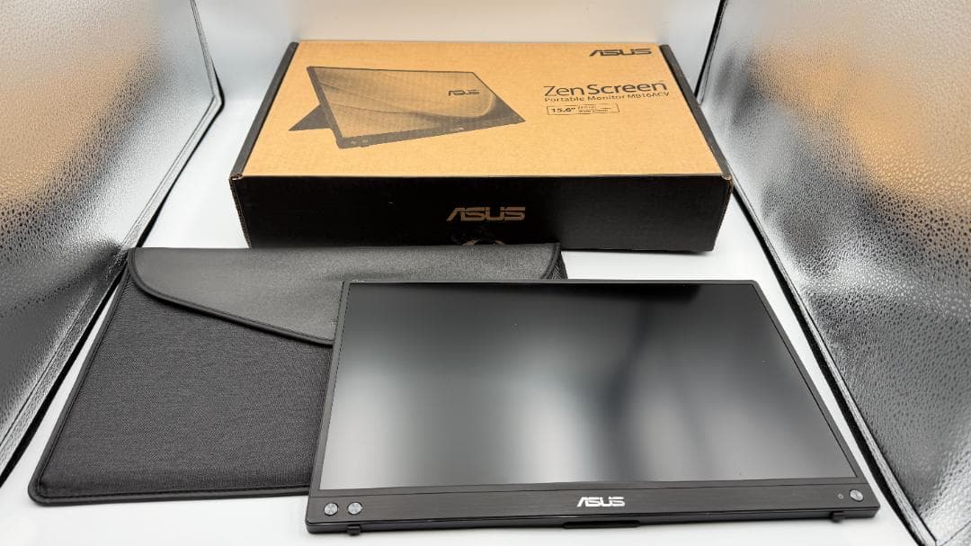 ASUS Zen screen MB16ACV キックスタンド付き