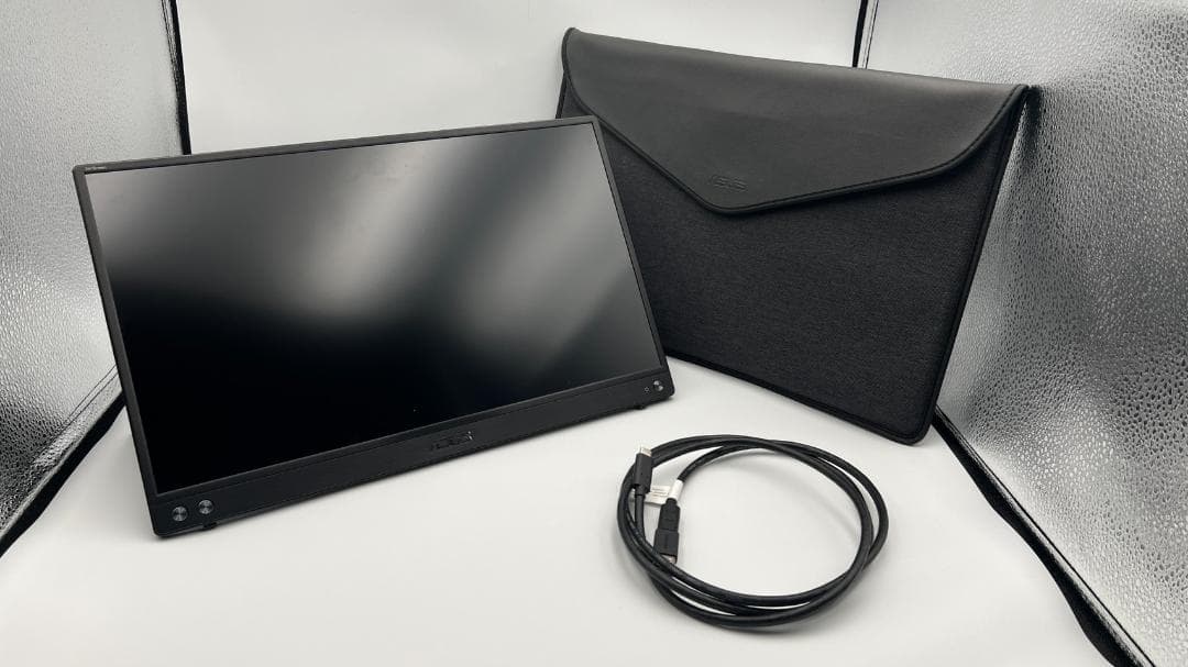 ASUS Zen screen MB16ACV キックスタンド付き